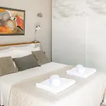 Domus